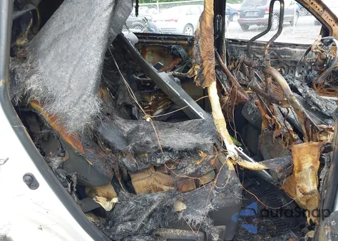 2019 Toyota Highlander Le из США, поврежденный, VIN 5TDBZRFH8KS955063